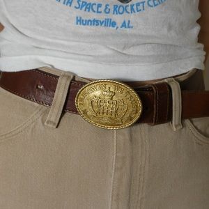 vintage dkny “in women we trust” brass belt